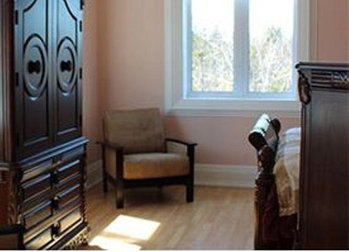 Cliffside Bed & Breakfast Culloden Rum bild